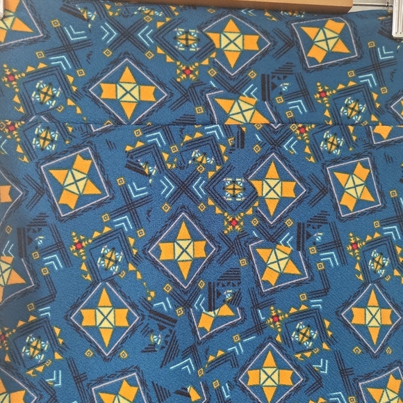 LuLaRoe Cassie Geometric & Striped Skirt / NWT / S - Picture 8 of 8